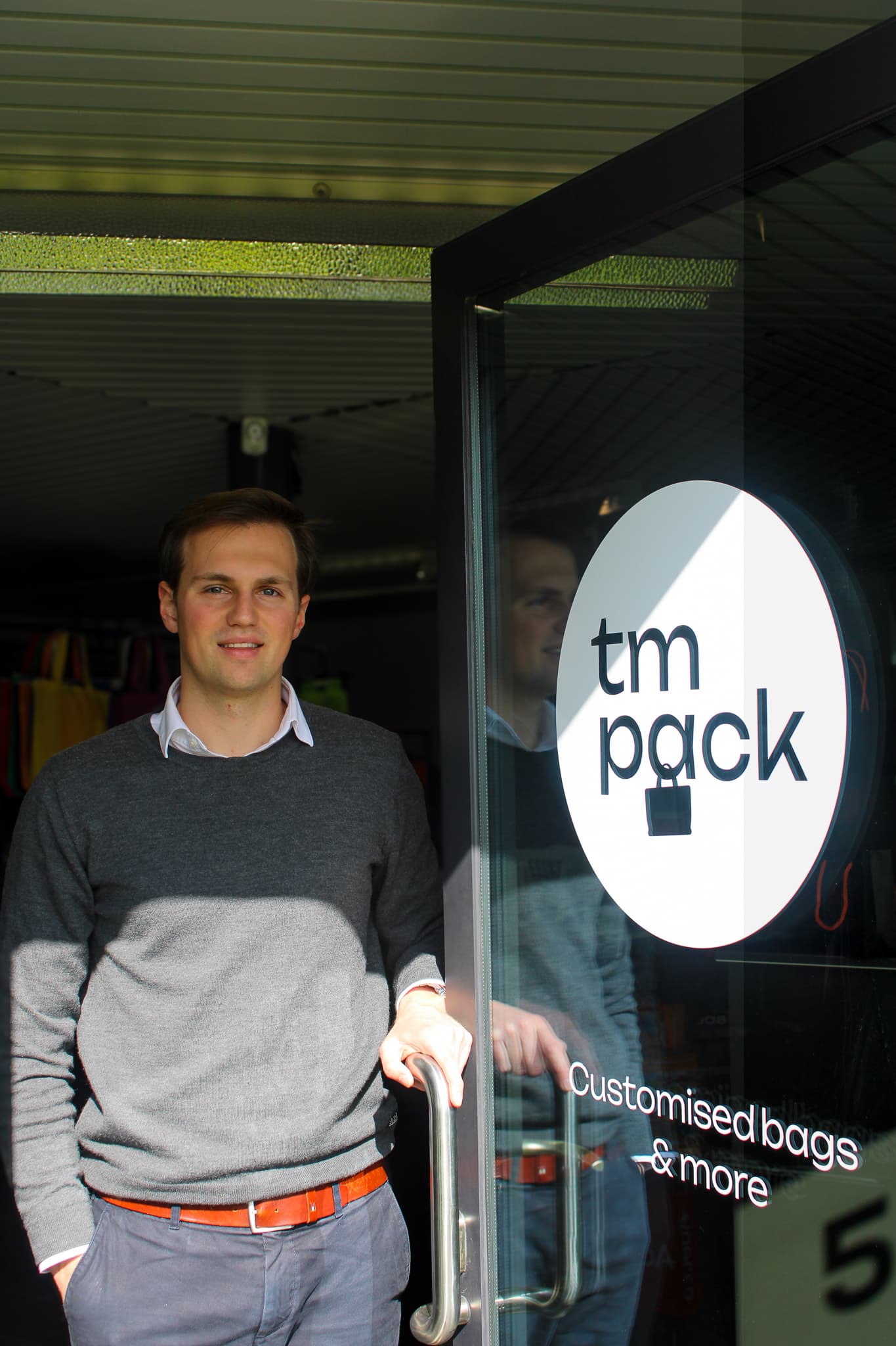 Foto tmpack contacteer ons